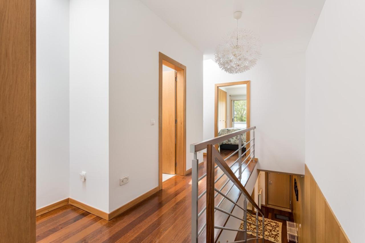 شقة Joivy Sleek House Balcony & 2 Terraces In Porto Maía المظهر الخارجي الصورة