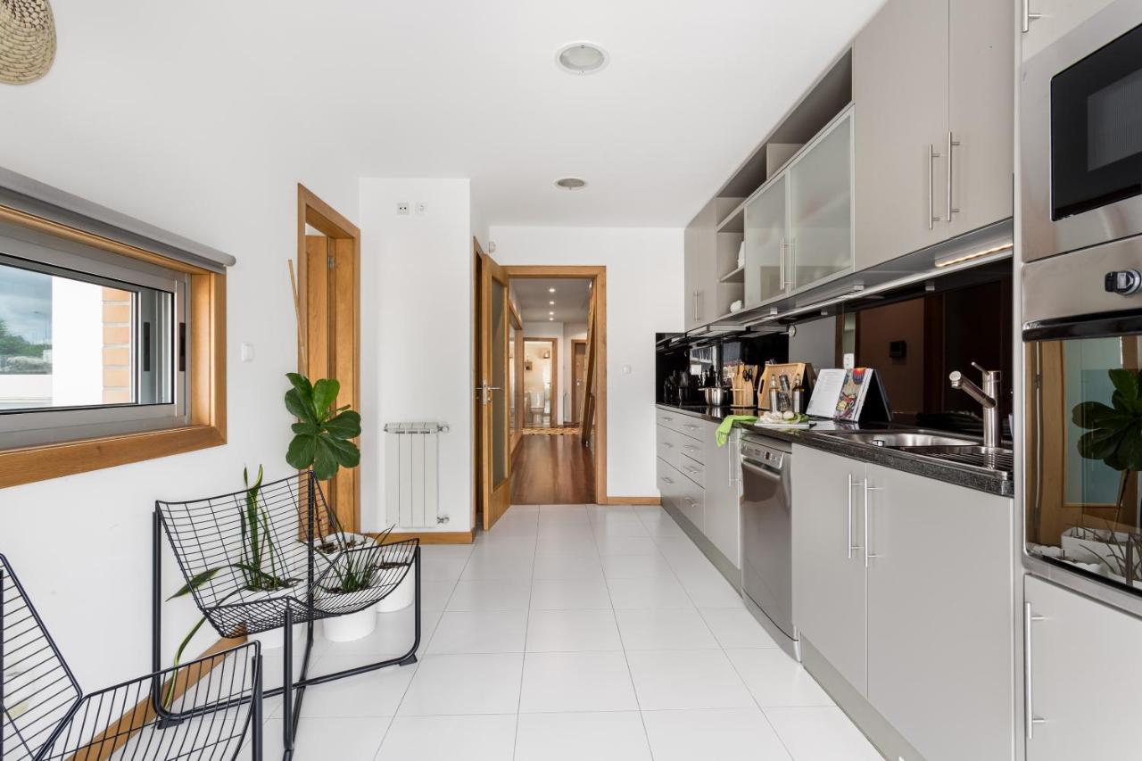 شقة Joivy Sleek House Balcony & 2 Terraces In Porto Maía المظهر الخارجي الصورة
