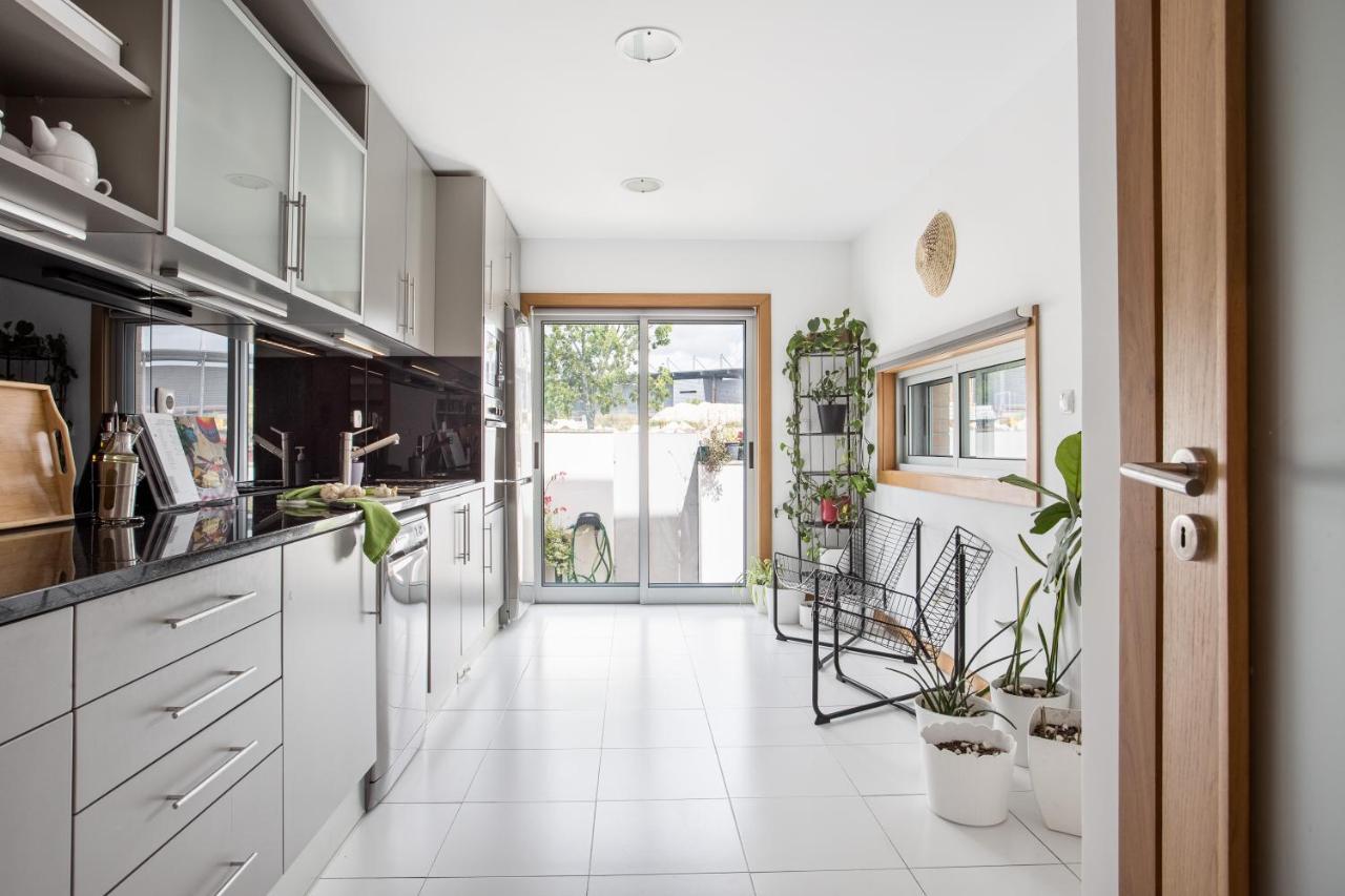 شقة Joivy Sleek House Balcony & 2 Terraces In Porto Maía المظهر الخارجي الصورة